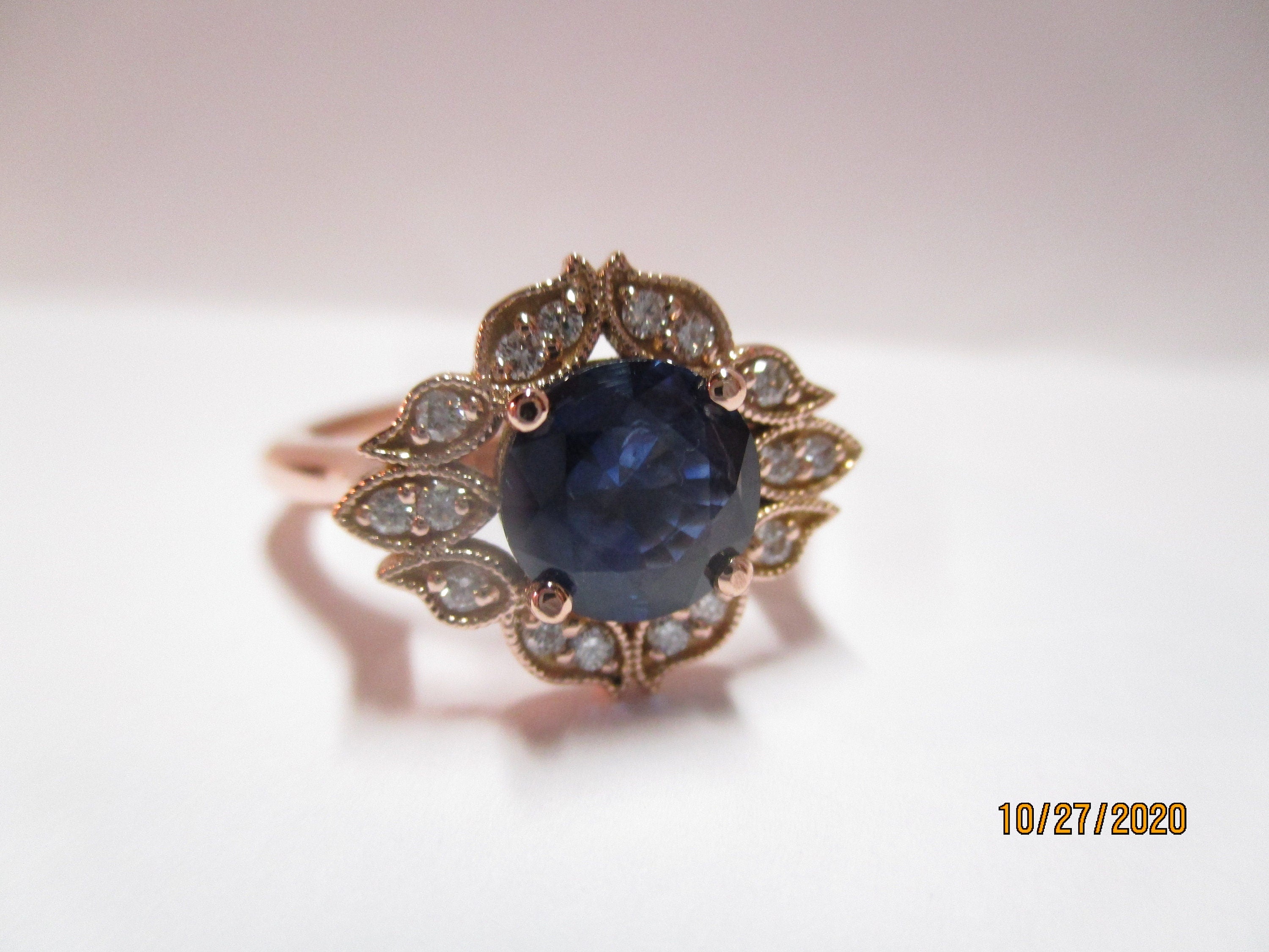 Sapphire and Birthstone Jewelry: Rings, Pendants & Earrings in Gold or Silver custom made and classic