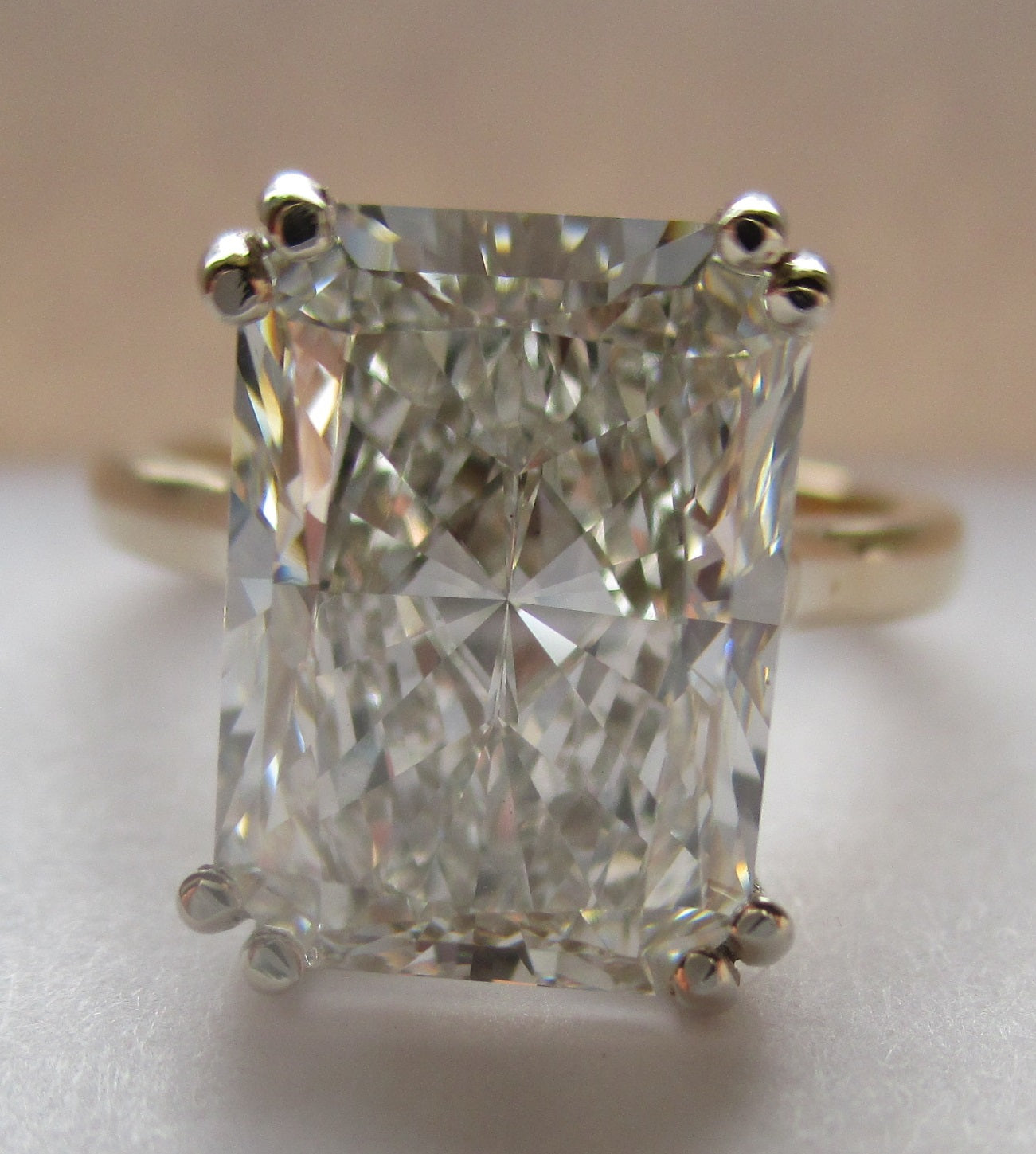 Lab Grown custom made solitaire 1.50-5.10, all shapes, many settings. Natural Diamonds also available