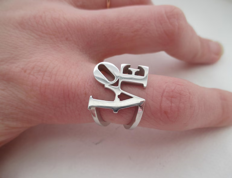 Love ring In sterling silver