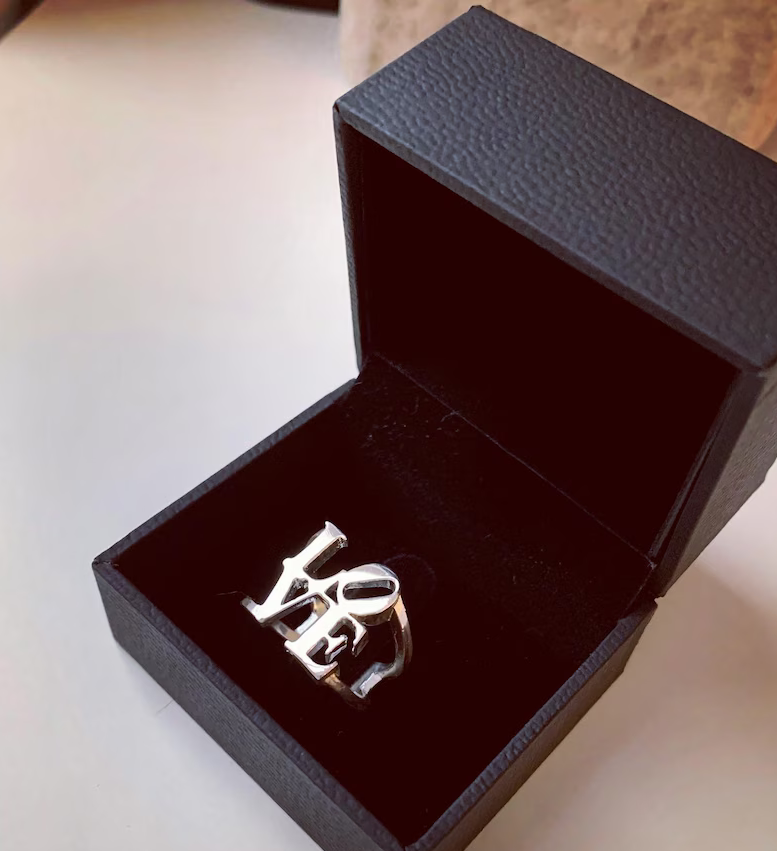 Love ring In sterling silver