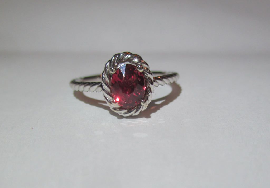 Sapphire Oval in 14K white gold. Natural Pink 7x5mm 1.00 carat